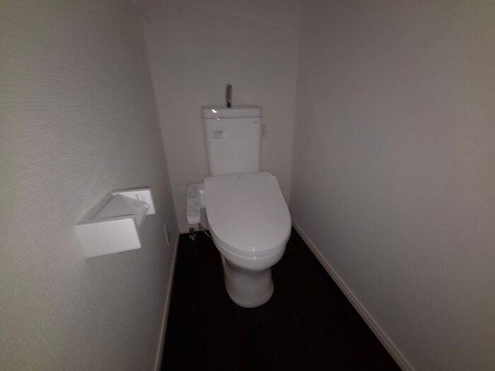 物件内観写真14　(トイレ)