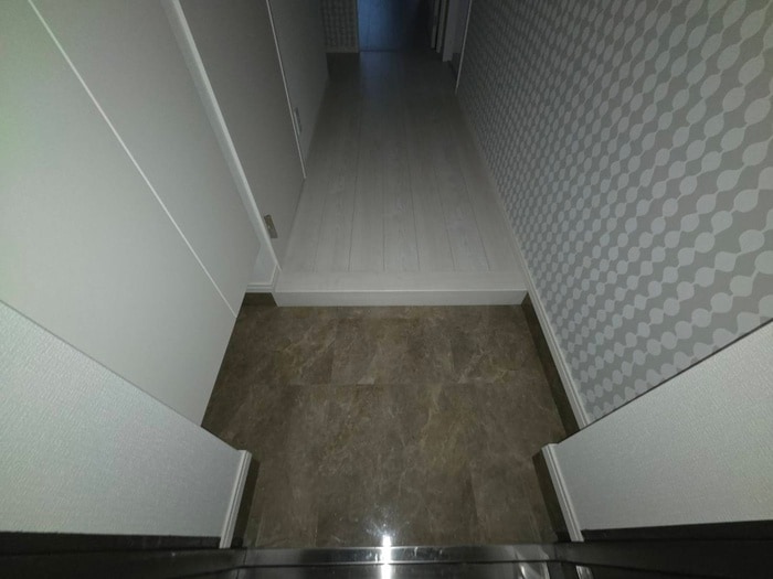 物件内観写真14　(玄関)