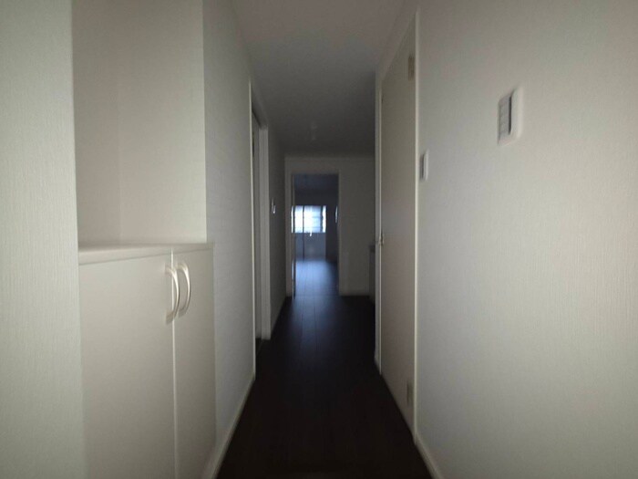物件内観写真15　(廊下)