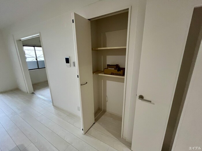 物件内観写真16　(内観写真)