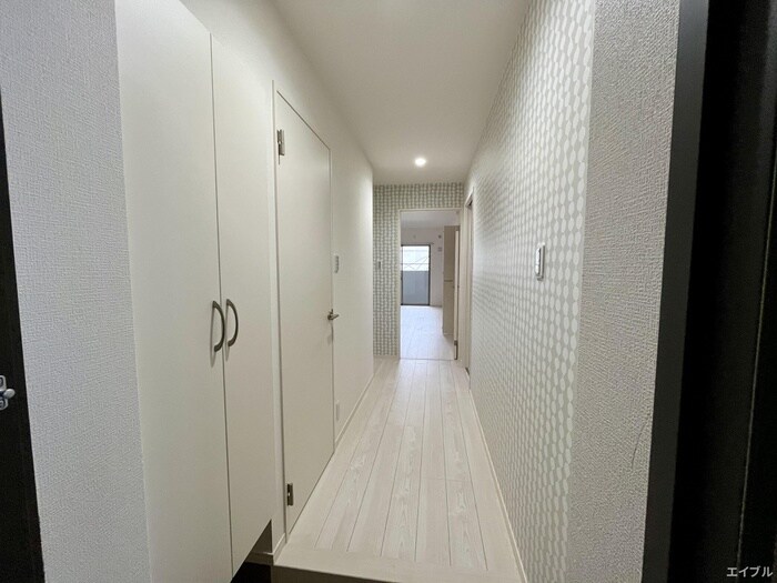 物件内観写真18　(廊下)