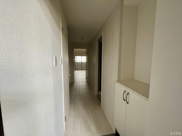 物件内観写真18　(廊下)