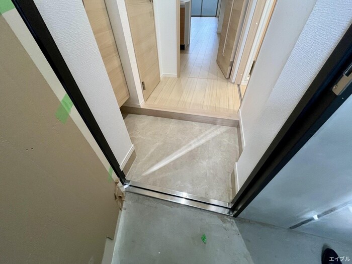 物件内観写真19　(玄関)