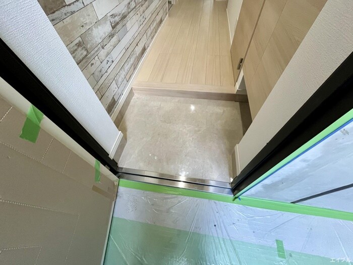 物件内観写真19　(玄関)