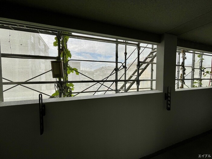 物件内観写真21　(室内からの展望)