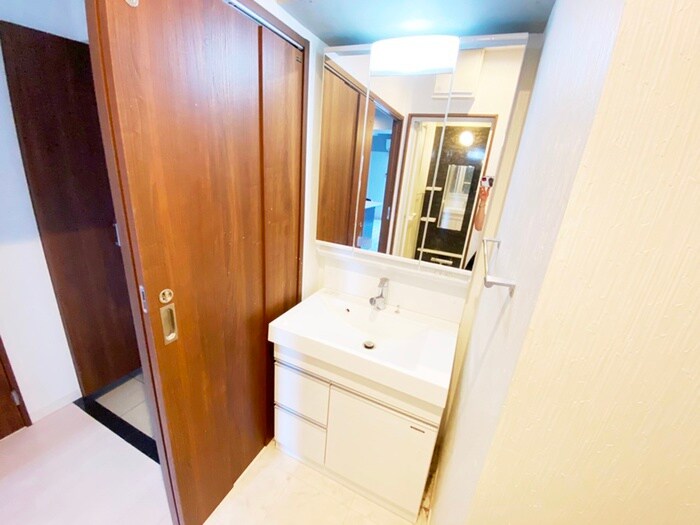 物件内観写真9　(洗面)