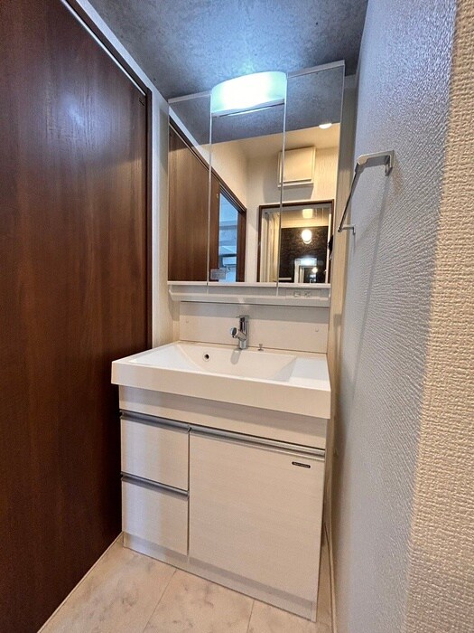 物件内観写真10　(洗面)