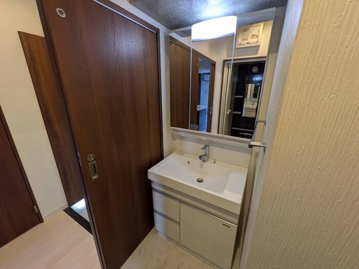 物件内観写真10　(洗面)