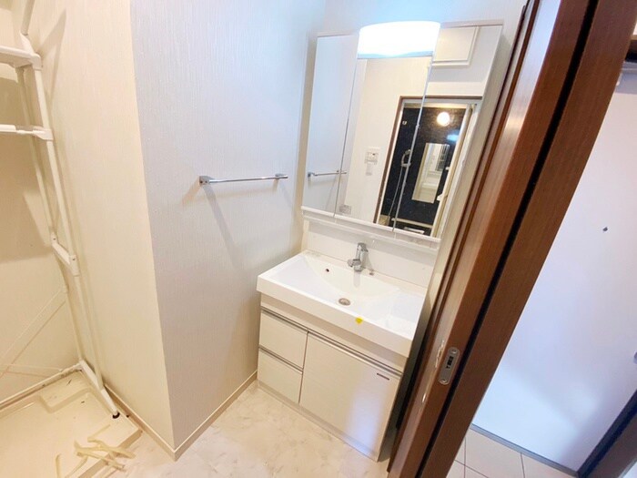 物件内観写真11　(洗面)