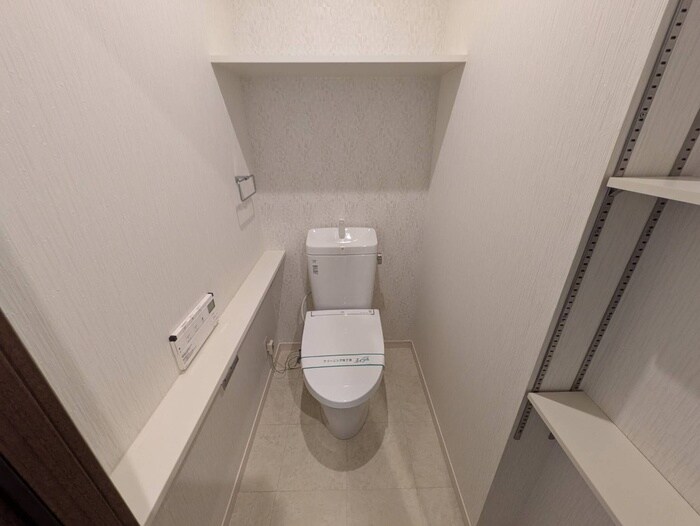 物件内観写真11　(トイレ)