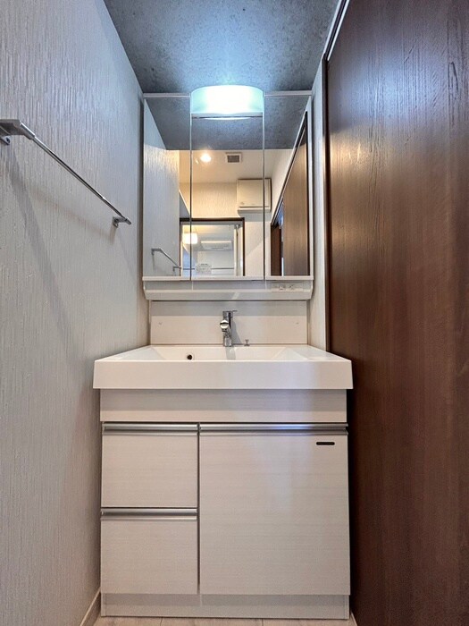 物件内観写真12　(洗面)