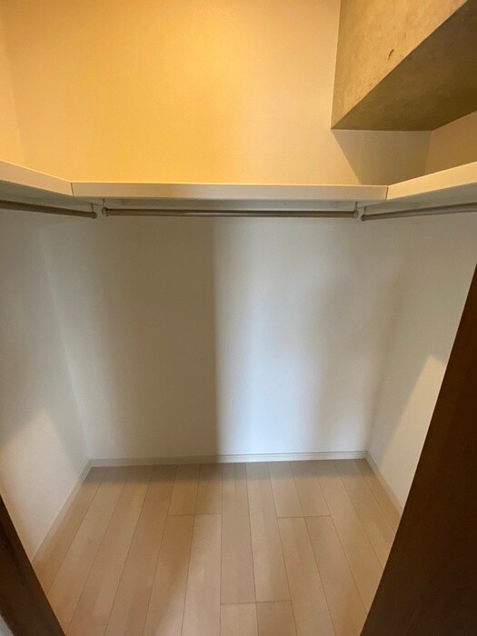 物件内観写真12　(収納)