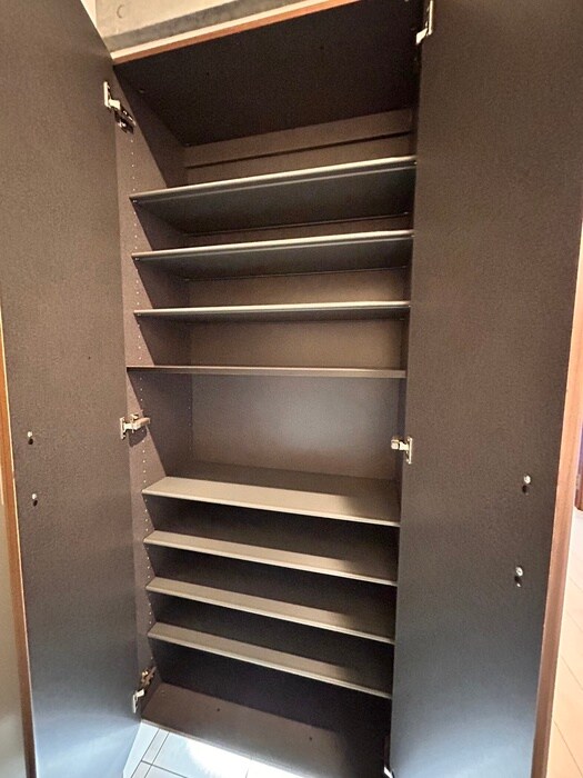 物件内観写真14　(靴箱)