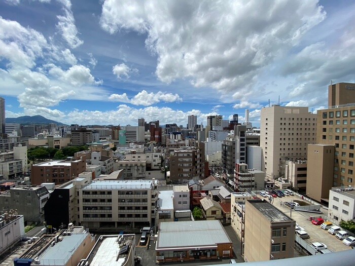 物件内観写真16　(室内からの展望)