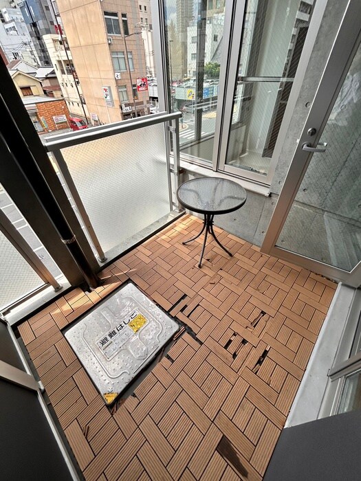 物件内観写真16　(ベランダ・バルコニー)