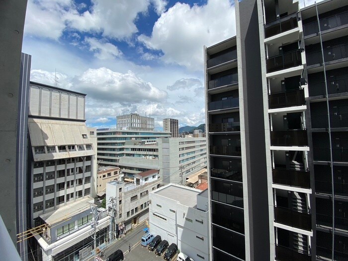 物件内観写真17　(室内からの展望)