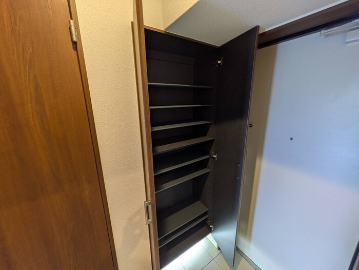 物件内観写真20　(靴箱)