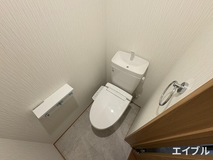 物件内観写真14　(トイレ)