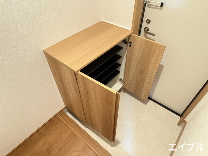 物件内観写真18　(靴箱)