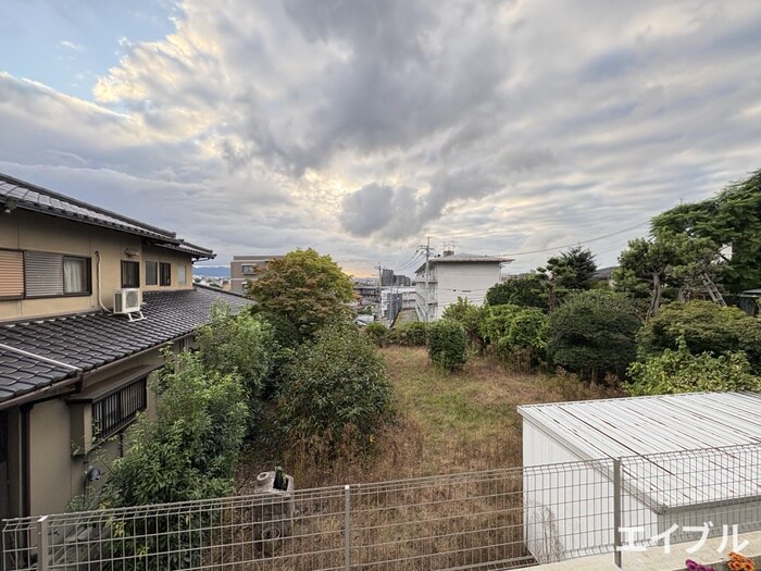 物件内観写真22　(室内からの展望)