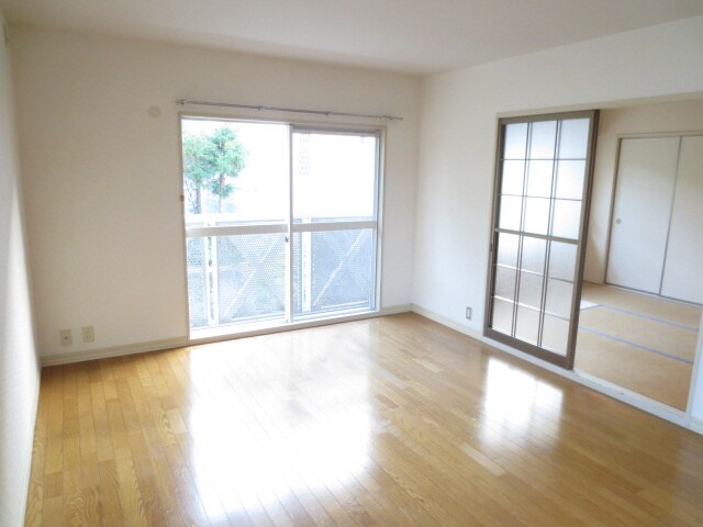 物件内観写真5　(居室)