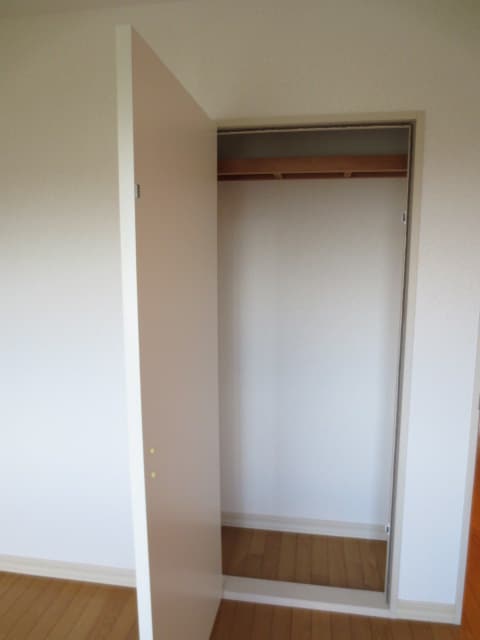 物件内観写真8　(収納)