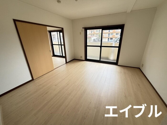 物件内観写真7　(居室)