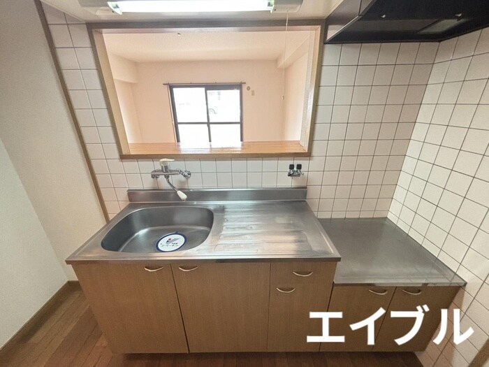 物件内観写真8　(キッチン)