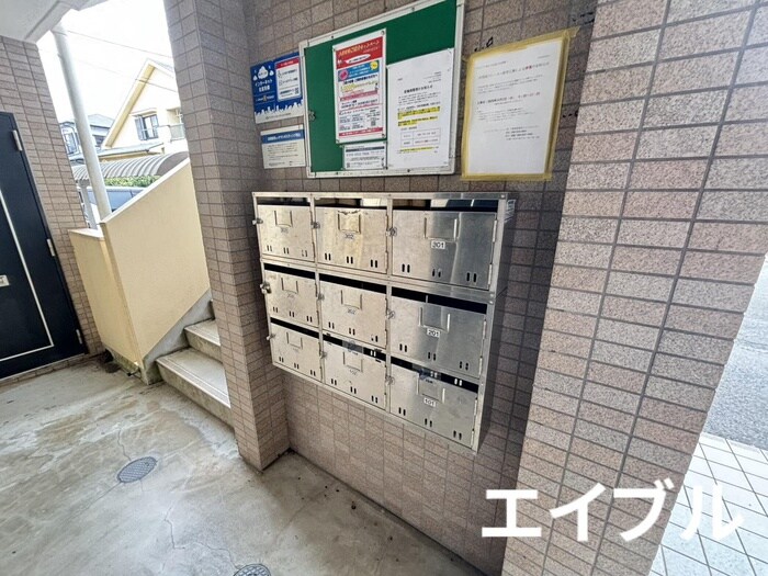 物件外観写真4　(建物設備)