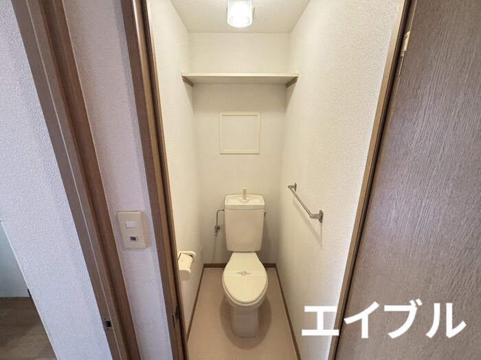 物件内観写真11　(トイレ)