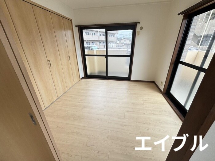 物件内観写真18　(居室)