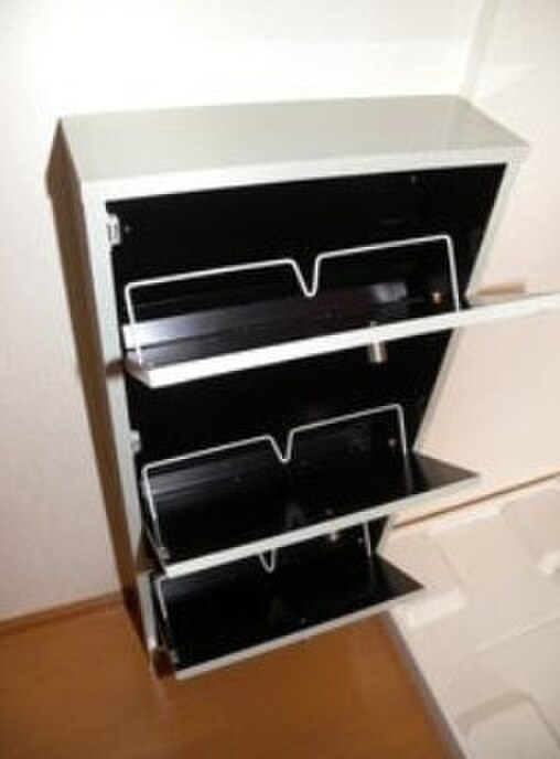 物件内観写真8　(靴箱)