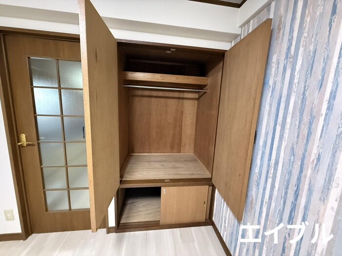 物件内観写真10　(収納)