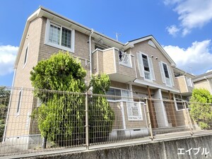 昴　参番館外観写真