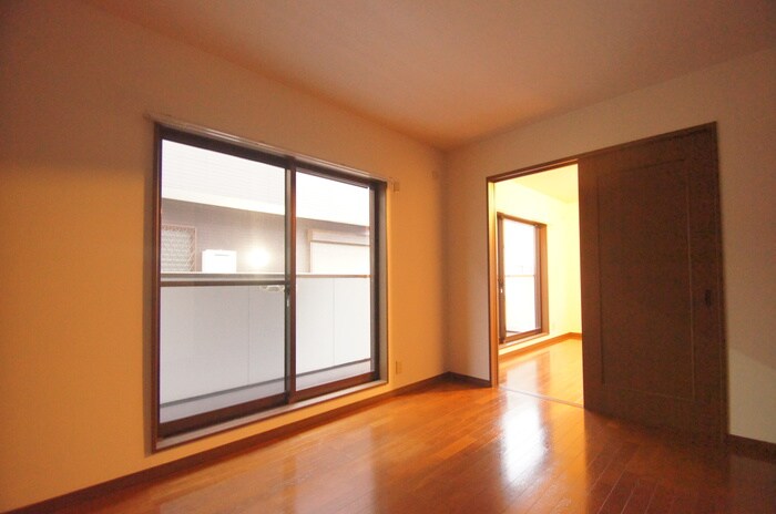 物件内観写真9　(居室)