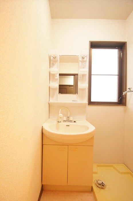 物件内観写真12　(洗面)