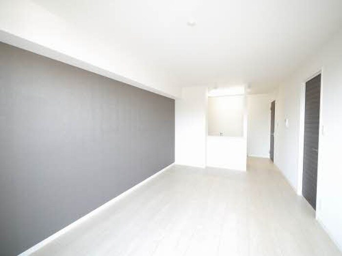 物件内観写真6　(居室)