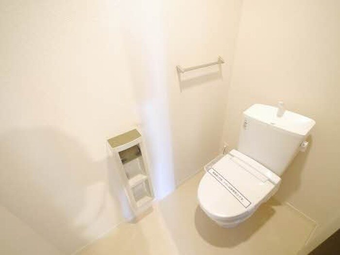 物件内観写真11　(トイレ)