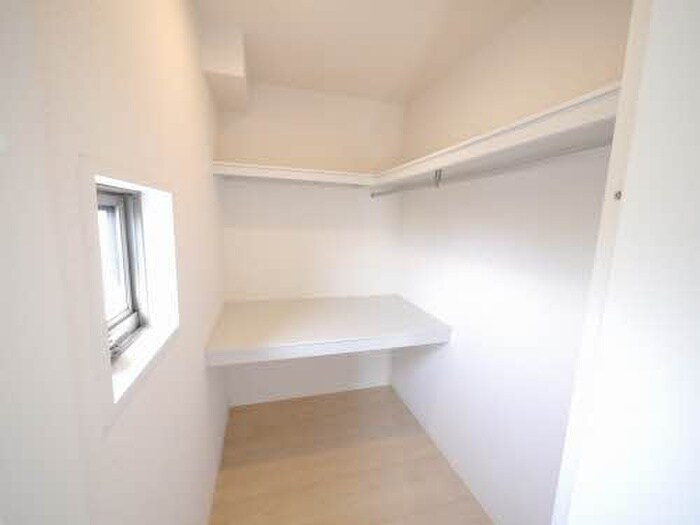 物件内観写真20　(収納)