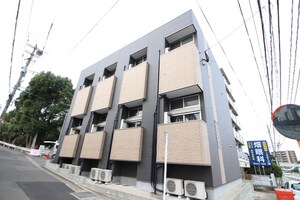 クレオ千早外観写真