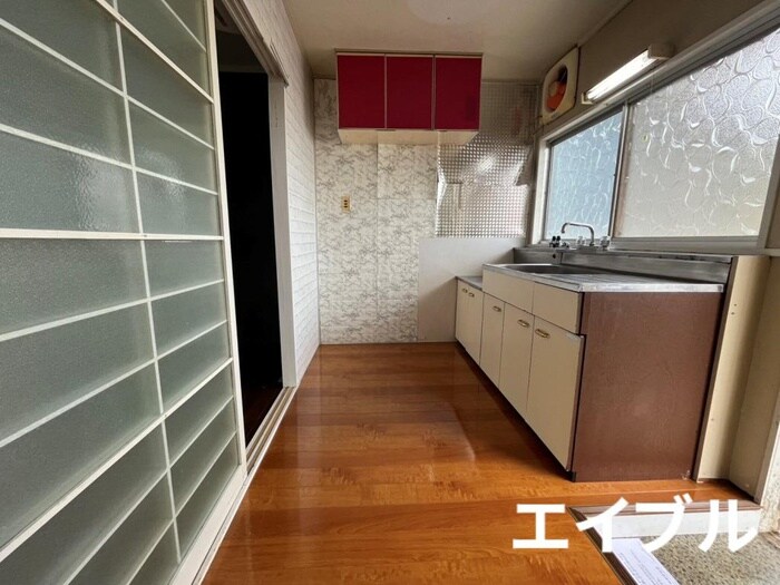 物件内観写真16　(廊下)