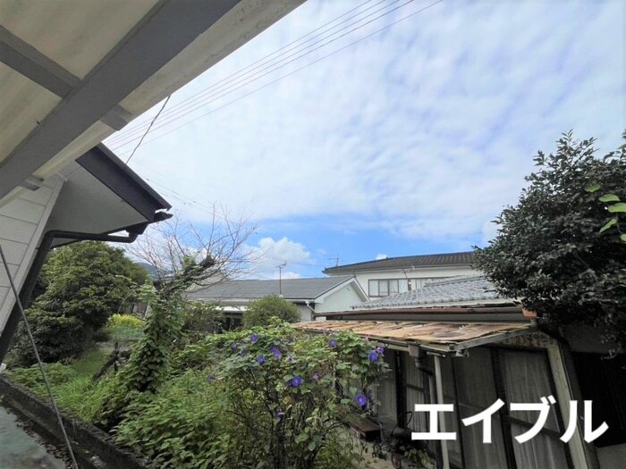 物件内観写真22　(室内からの展望)