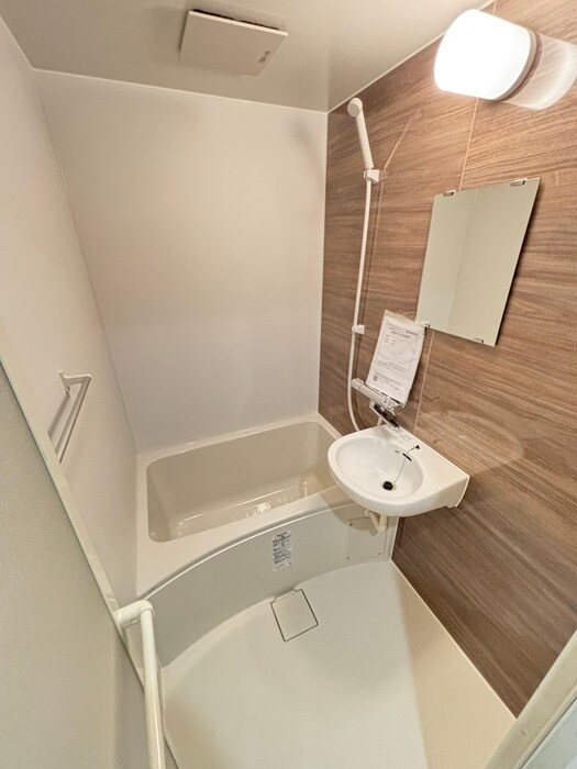 物件内観写真7　(バス／シャワールーム等)