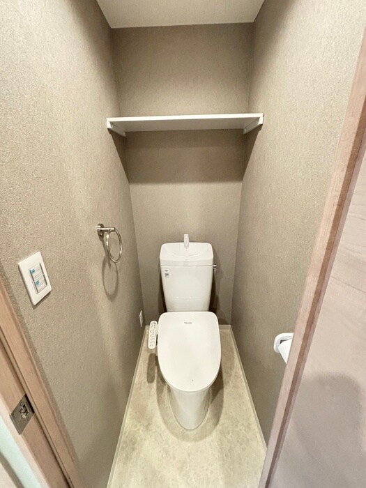 物件内観写真8　(トイレ)