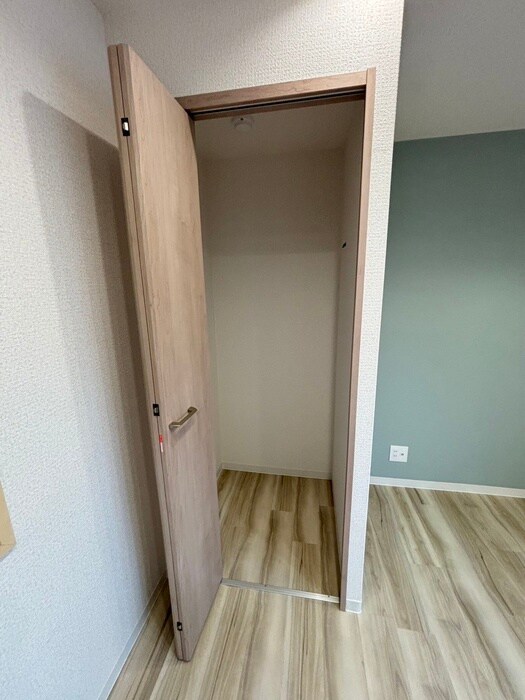 物件内観写真6　(収納)