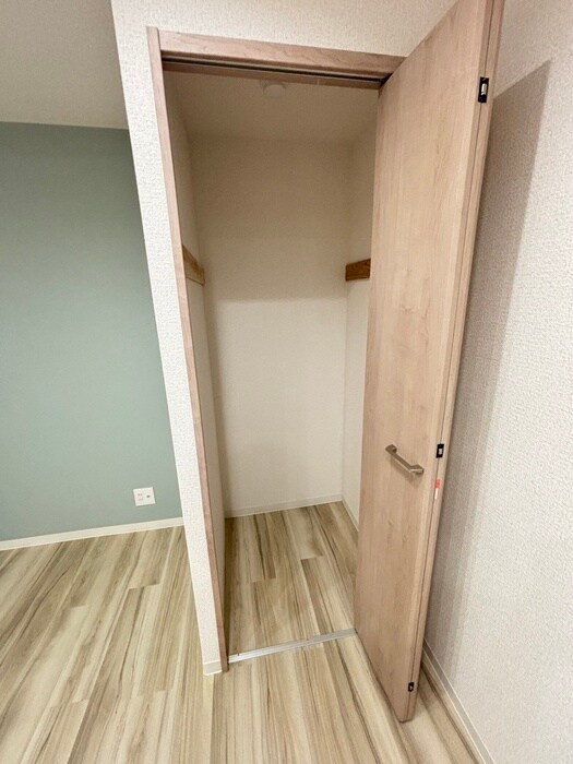 物件内観写真10　(収納)