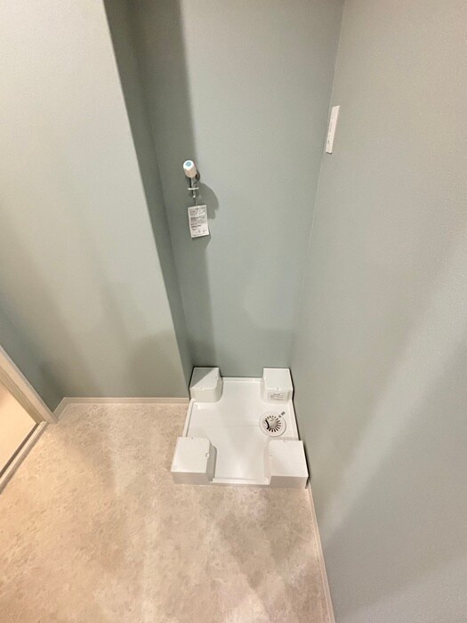 物件内観写真11　(洗濯機置場)