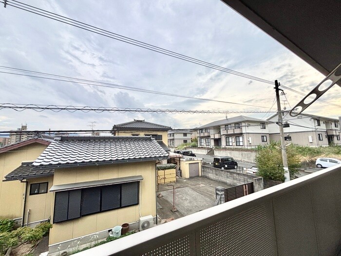 物件内観写真11　(室内からの展望)