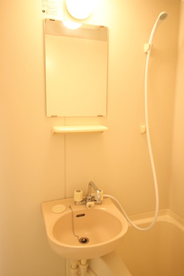 バス／シャワールーム等