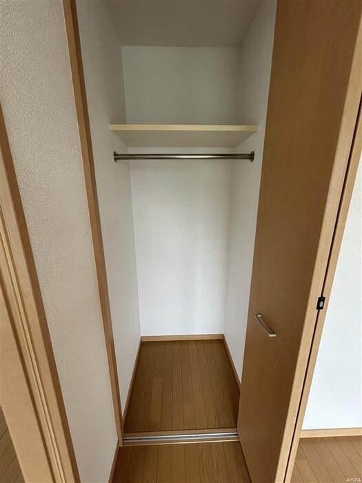 物件内観写真15　(収納)